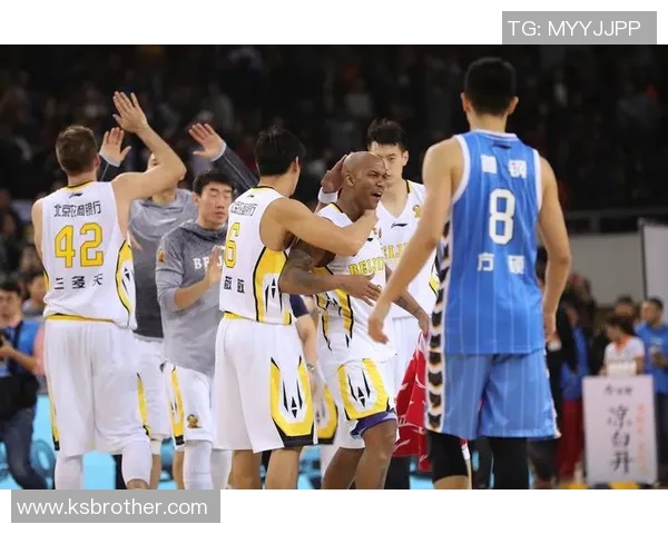 北控与首钢激战正酣文字直播全程回顾精彩瞬间与精彩数据分析