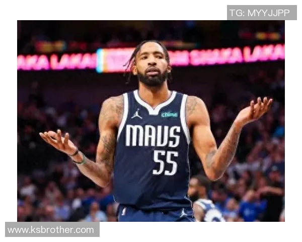 卡梅隆约翰逊的崛起之路：从新秀到NBA明星的蜕变与挑战