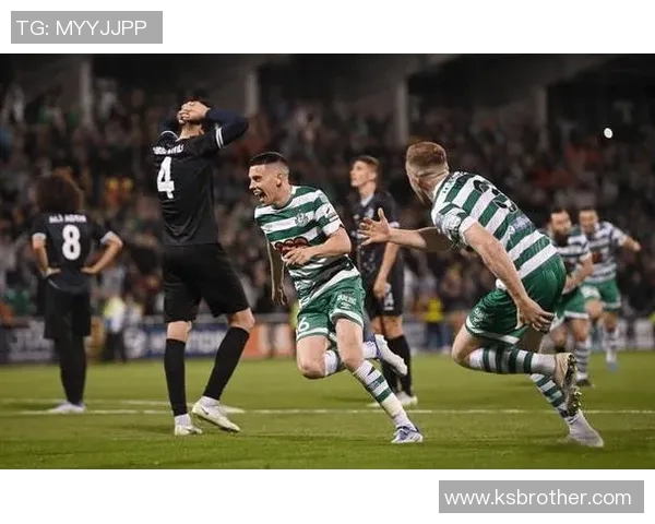 沙姆洛克与博莱的激烈对决揭示足球战术的魅力与挑战