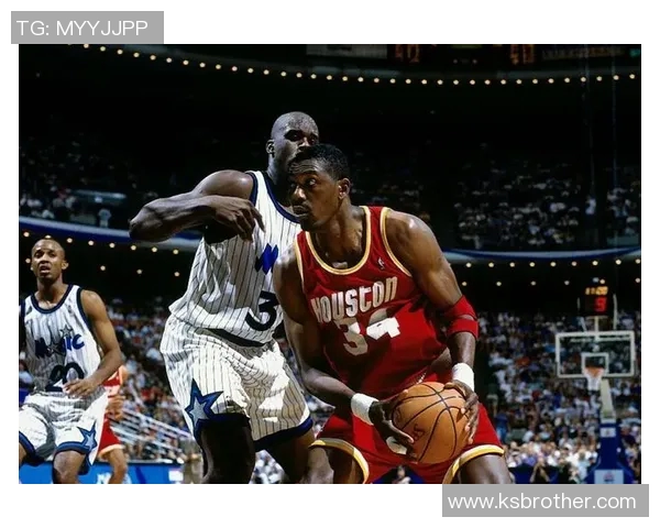 莫宁与奥克利的巅峰对决：谁才是NBA历史上最强内线之王