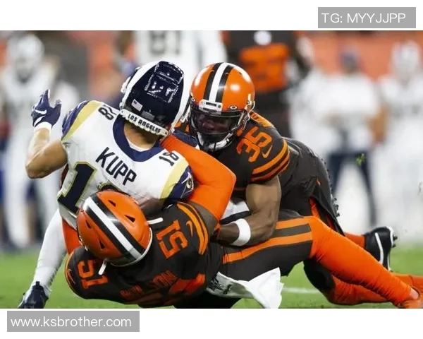 贝西克塔与享克激战正酣谁能在这场对决中笑到最后