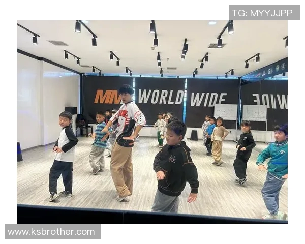 重庆街舞队荣登实力排行榜第一名引领全国街舞热潮