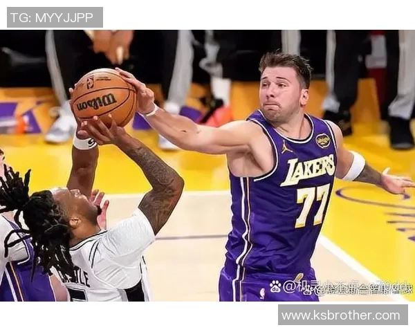 06年湖人对决马刺的经典对抗赛回顾与分析